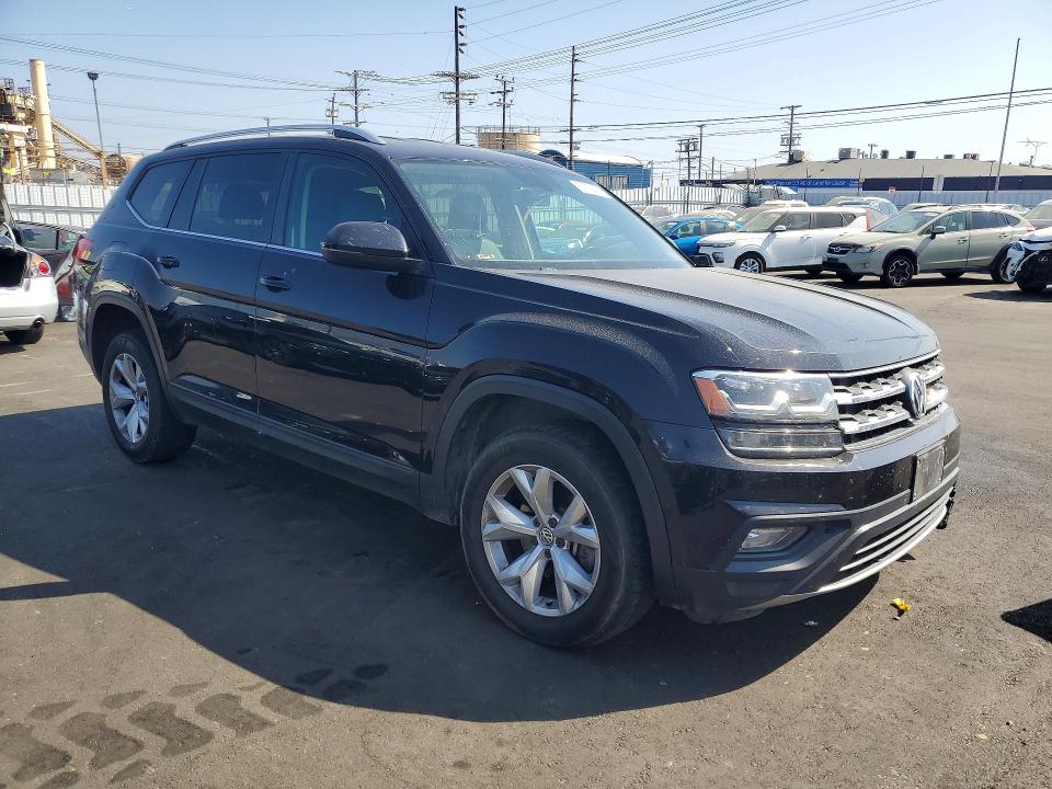 Продаж на аукціоні авто 2018 Volkswagen Atlas, vin: 1V2KR2CA4JC574999, номер лоту: 52751416