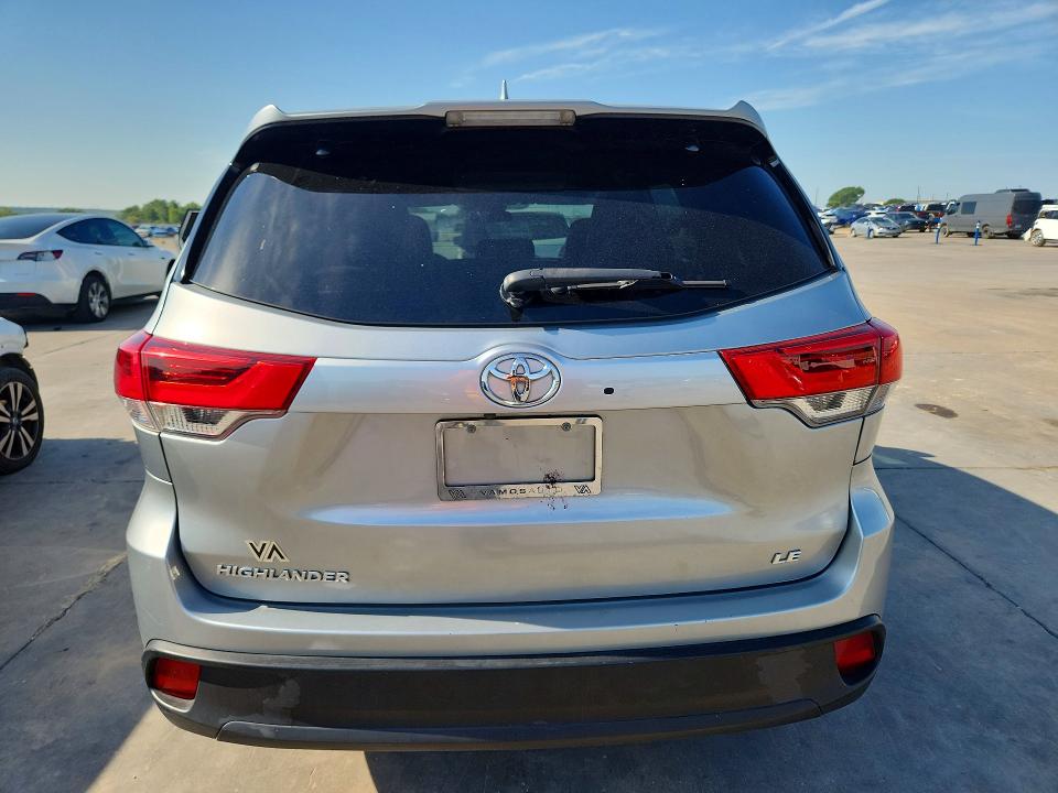 2018 Toyota Highlander მანქანა იყიდება აუქციონზე, vin: 5TDZZRFH2JS251244, აუქციონის ნომერი: 53310656