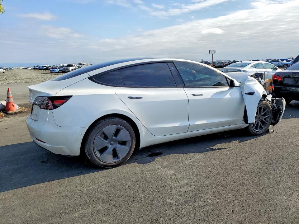 Продажа на аукционе авто 2022 Tesla Model 3, vin: 5YJ3E1EB5NF211721, номер лота: 52529546