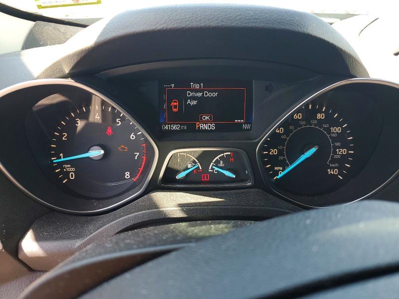 Продаж на аукціоні авто 2017 Ford Escape, vin: 1FMCU0GD2HUC73354, номер лоту: 52626016