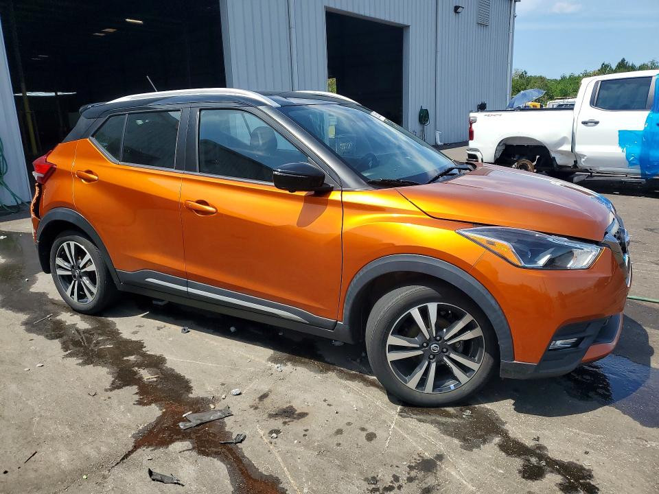 52830876 :رقم المزاد ، 3N1CP5CU0KL522205 vin ، 2019 Nissan Kicks مزاد بيع