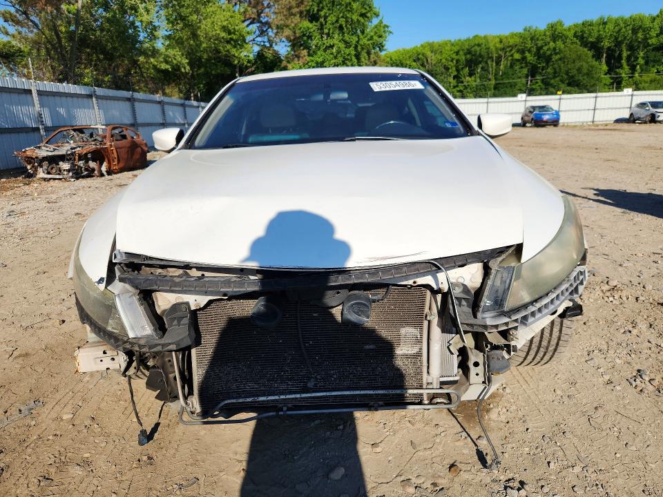 53054986 :رقم المزاد ، 1HGCS2B8XBA008787 vin ، 2011 Honda Accord مزاد بيع