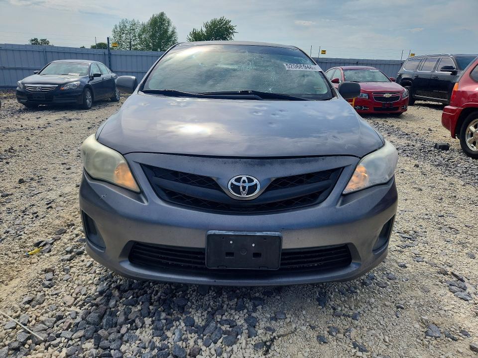 52068946 :رقم المزاد ، 5YFBU4EE5DP150769 vin ، 2013 Toyota Corolla مزاد بيع