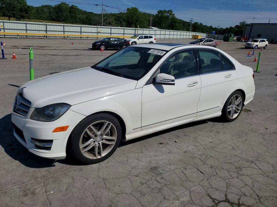 53073976 :رقم المزاد ، WDDGF4HB8DR296757 vin ، 2013 Mercedes-benz C مزاد بيع