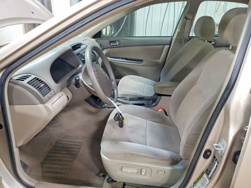 52042136 :رقم المزاد ، 4T1BE32K76U114326 vin ، 2006 Toyota Camry مزاد بيع