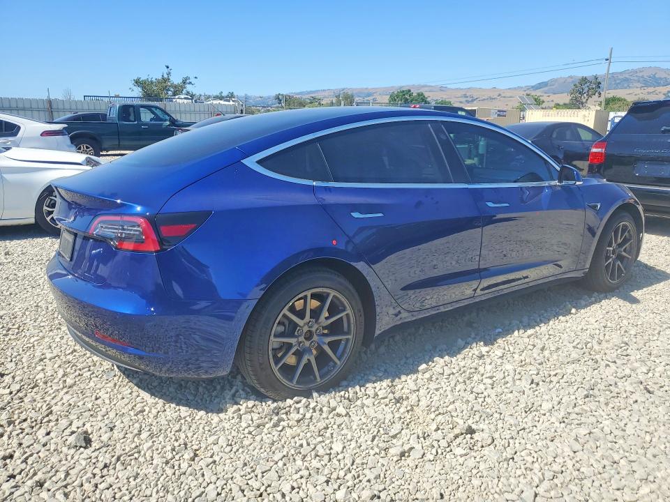 53741216 :رقم المزاد ، 5YJ3E1EA5LF705923 vin ، 2020 Tesla Model 3 مزاد بيع