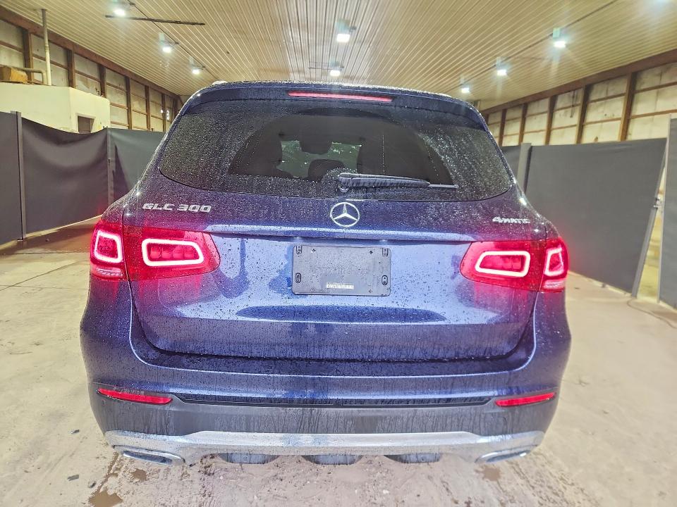 51536686 :رقم المزاد ، W1N0G8EB3MF953754 vin ، 2021 Mercedes-benz Glc مزاد بيع