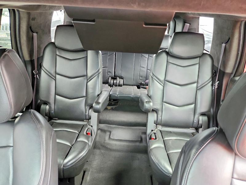 53612736 :رقم المزاد ، 1GYS4DKJ5HR303870 vin ، 2017 Cadillac Escalade مزاد بيع