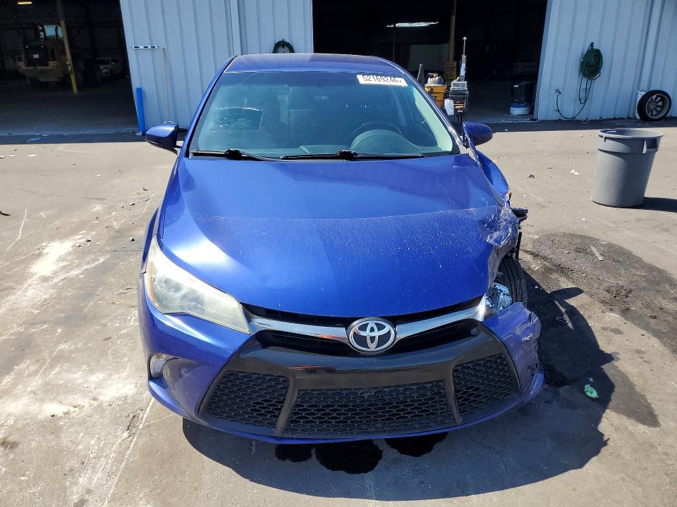 2016 Toyota Camry მანქანა იყიდება აუქციონზე, vin: 4T1BF1FK8GU594440, აუქციონის ნომერი: 52169246