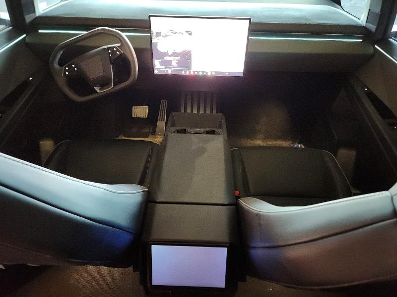 Продажа на аукционе авто 2025 Tesla Cybertruck, vin: 7G2CEHEE9SA061086, номер лота: 53293076