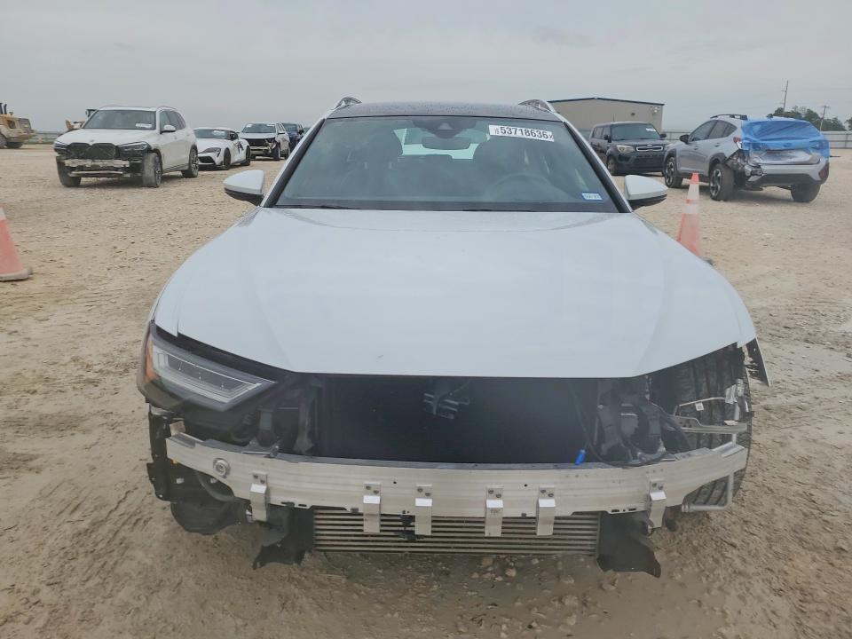 53718636 :رقم المزاد ، WAU92BF20MN051848 vin ، 2021 Audi A6 Allroad مزاد بيع