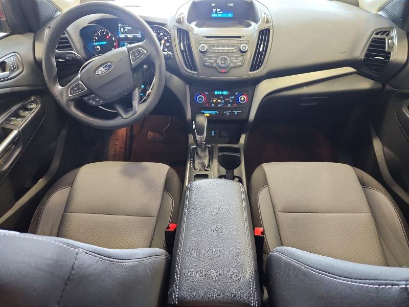 52455136 :رقم المزاد ، 1FMCU0GD9JUC28322 vin ، 2018 Ford Escape مزاد بيع