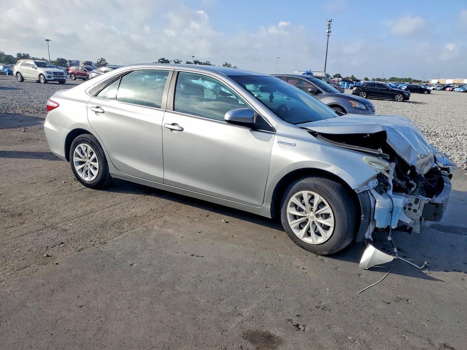 2016 Toyota Camry Hybrid მანქანა იყიდება აუქციონზე, vin: 4T1BD1FK7GU187618, აუქციონის ნომერი: 54799946