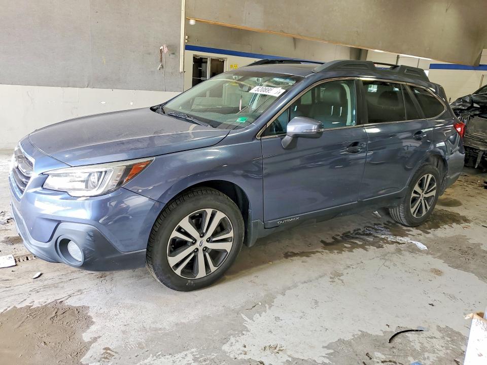 52089526 :رقم المزاد ، 4S4BSANC5J3327078 vin ، 2018 Subaru Outback 2. مزاد بيع