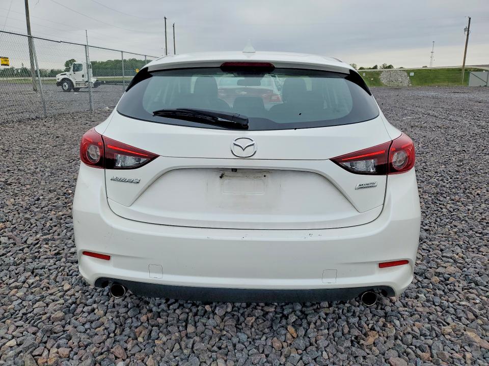Продаж на аукціоні авто 2018 Mazda 3, vin: 3MZBN1L33JM223991, номер лоту: 53834526