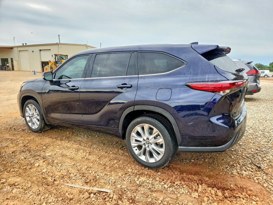 Продаж на аукціоні авто 2023 Toyota Highlander, vin: 5TDKDRAH4PS019809, номер лоту: 52019486