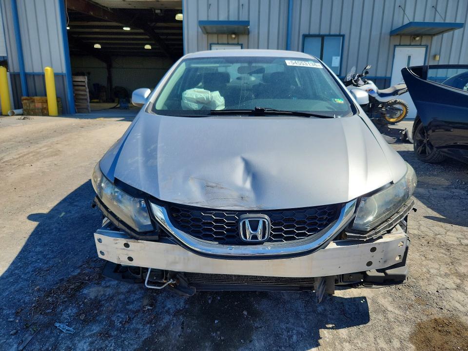 2013 Honda Civic მანქანა იყიდება აუქციონზე, vin: 2HGFB2F52DH570720, აუქციონის ნომერი: 54553136