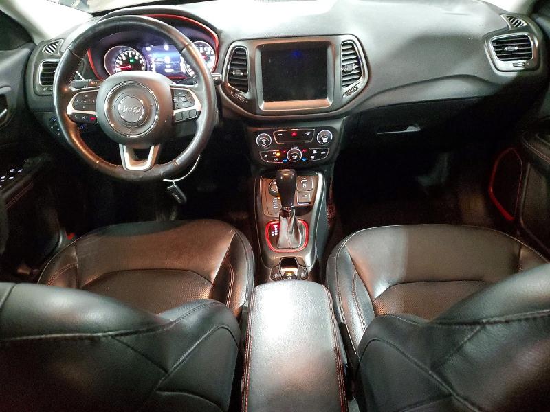 54914516 :رقم المزاد ، 3C4NJDDB6JT262731 vin ، 2018 Jeep Compass مزاد بيع