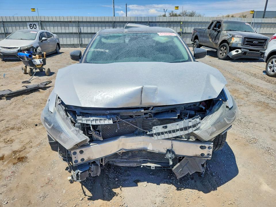 47926896 :رقم المزاد ، 1N4AA6AP3JC388640 vin ، 2018 Nissan Maxima مزاد بيع