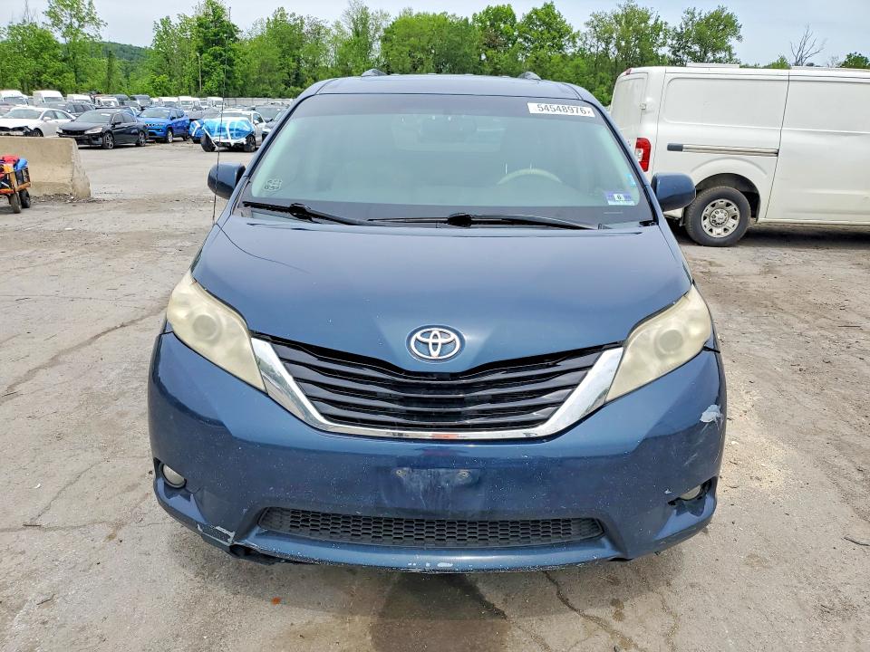 Продажа на аукционе авто 2012 Toyota Sienna, vin: 5TDYK3DC9CS260322, номер лота: 54548976