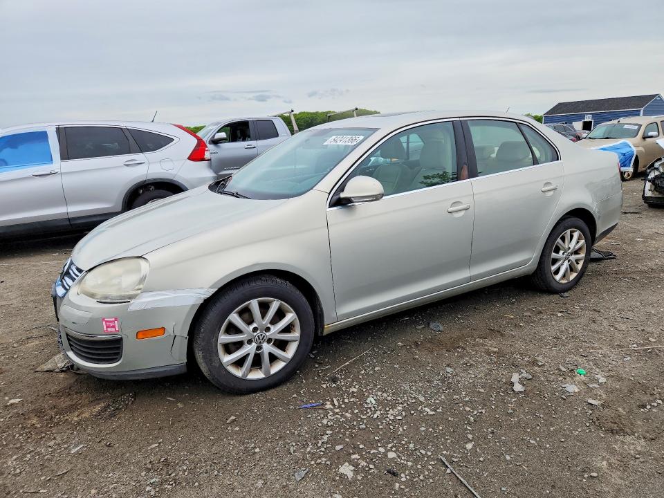 54241366 :رقم المزاد ، 3VWRZ7AJ0AM033766 vin ، 2010 Volkswagen Jetta مزاد بيع