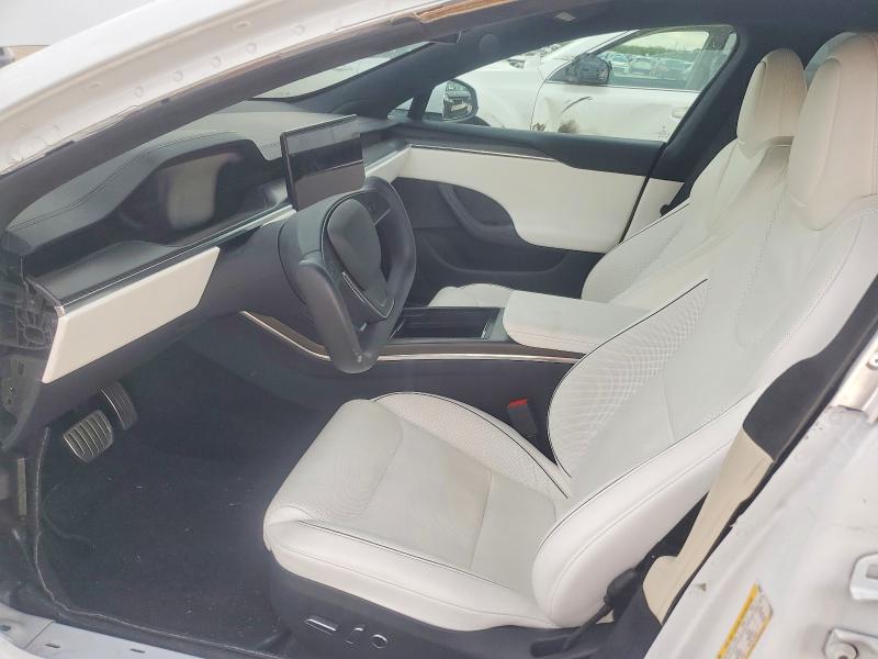 52834176 :رقم المزاد ، 5YJSA1E68NF459648 vin ، 2022 Tesla Model S مزاد بيع