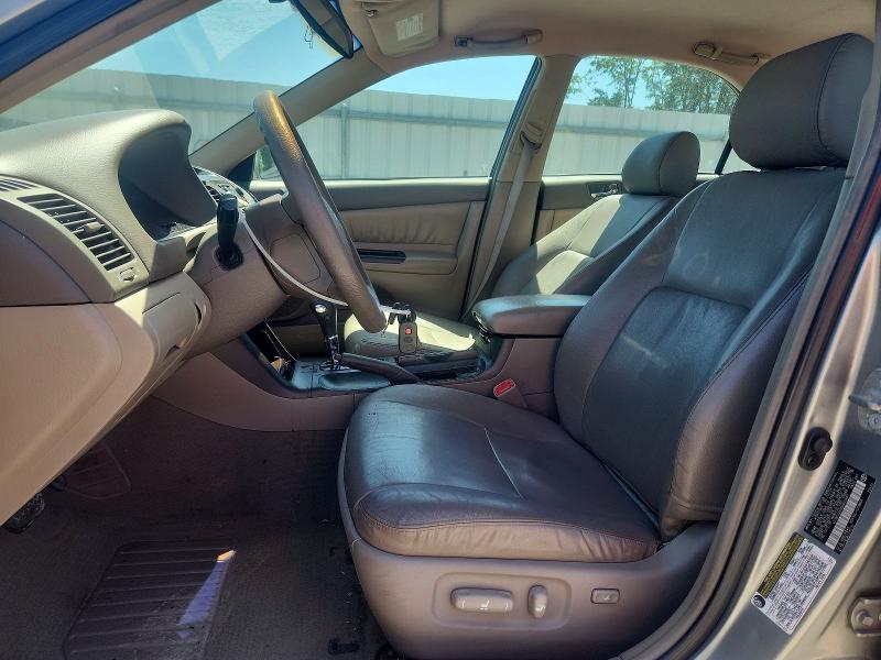 52318386 :رقم المزاد ، 4T1BF32K65U603487 vin ، 2005 Toyota Camry مزاد بيع