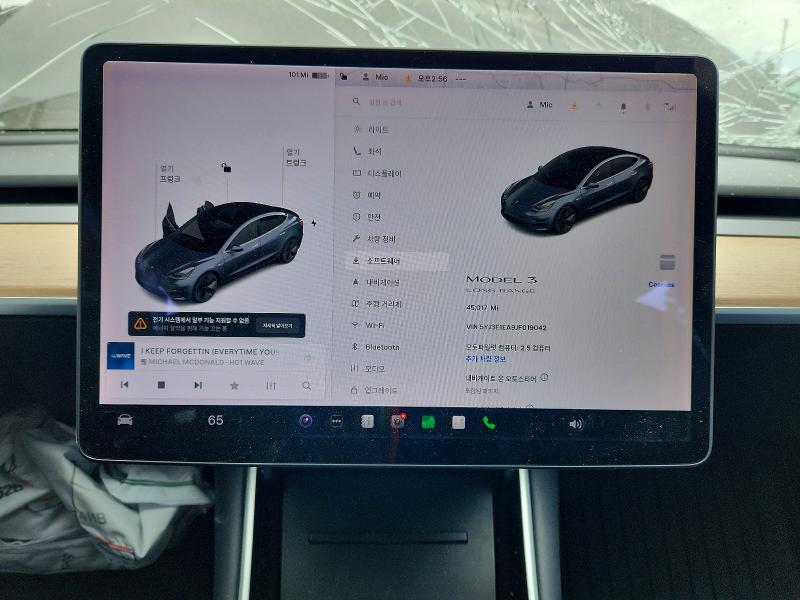 54650606 :رقم المزاد ، 5YJ3E1EA9JF019042 vin ، 2018 Tesla Model 3 مزاد بيع