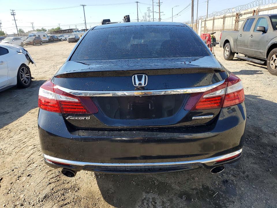 Продаж на аукціоні авто 2017 Honda Accord, vin: 1HGCR2F16HA176654, номер лоту: 52232316