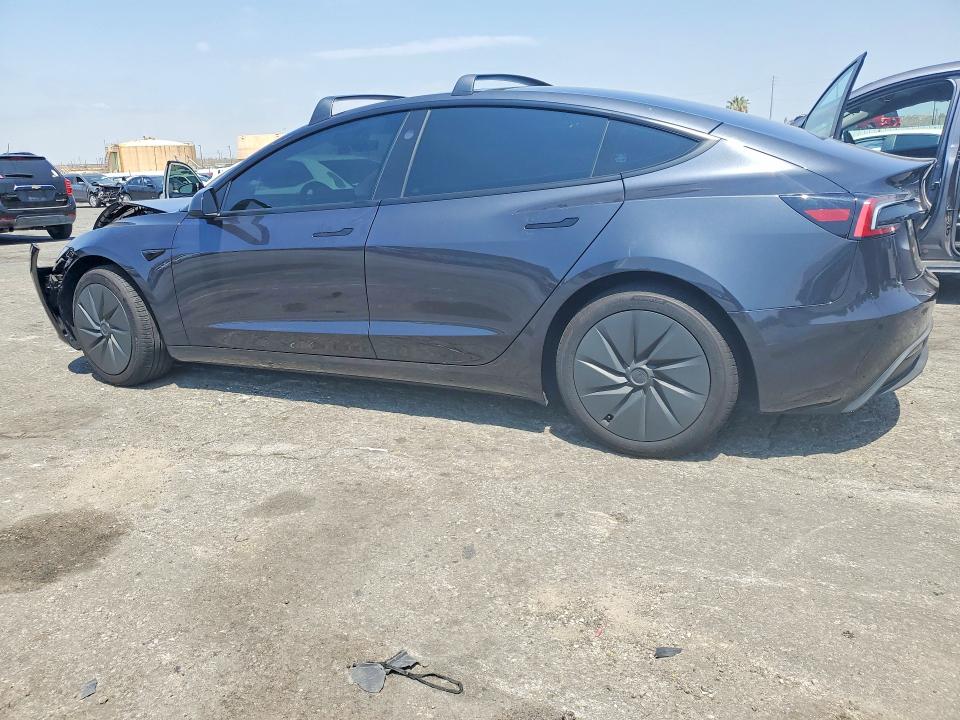 53414826 :رقم المزاد ، 5YJ3E1EAXSF139532 vin ، 2025 Tesla Model 3 مزاد بيع