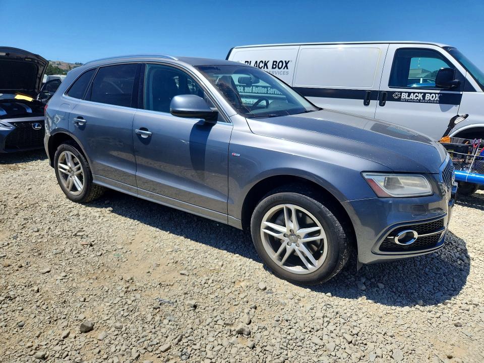 53560996 :رقم المزاد ، WA1DGAFP8EA040233 vin ، 2014 Audi Q5 مزاد بيع