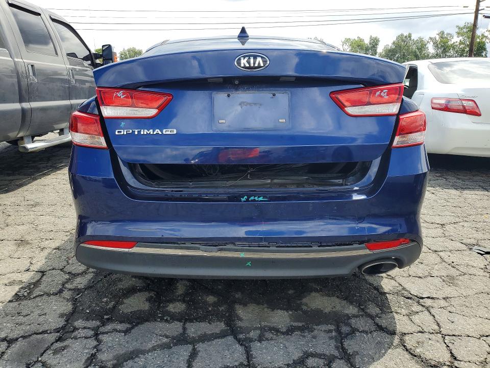 2017 Kia Optima მანქანა იყიდება აუქციონზე, vin: 5XXGT4L32HG125739, აუქციონის ნომერი: 52041366