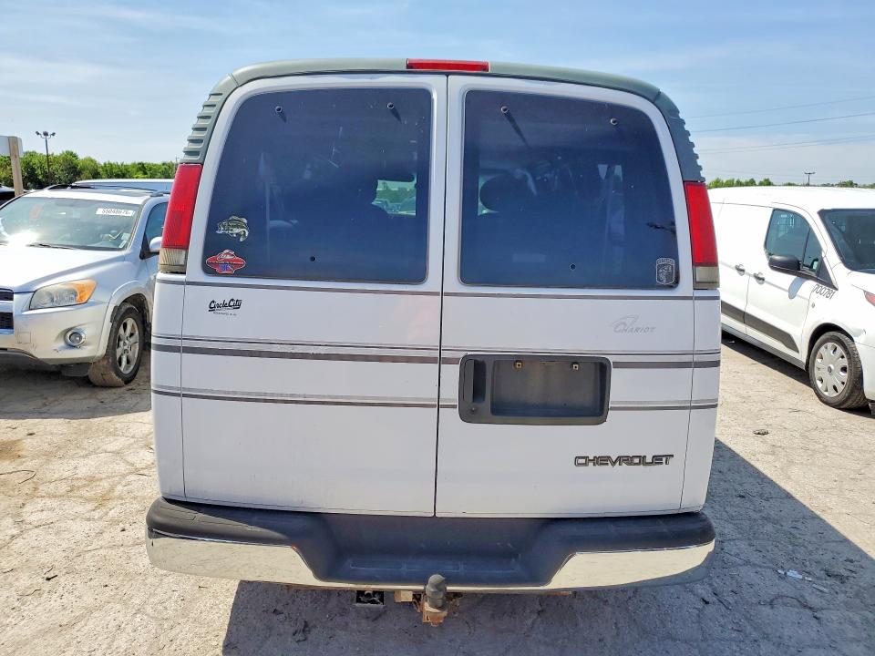 55303406 :رقم المزاد ، 1GBFG15R4W1004417 vin ، 1998 Chev Express مزاد بيع