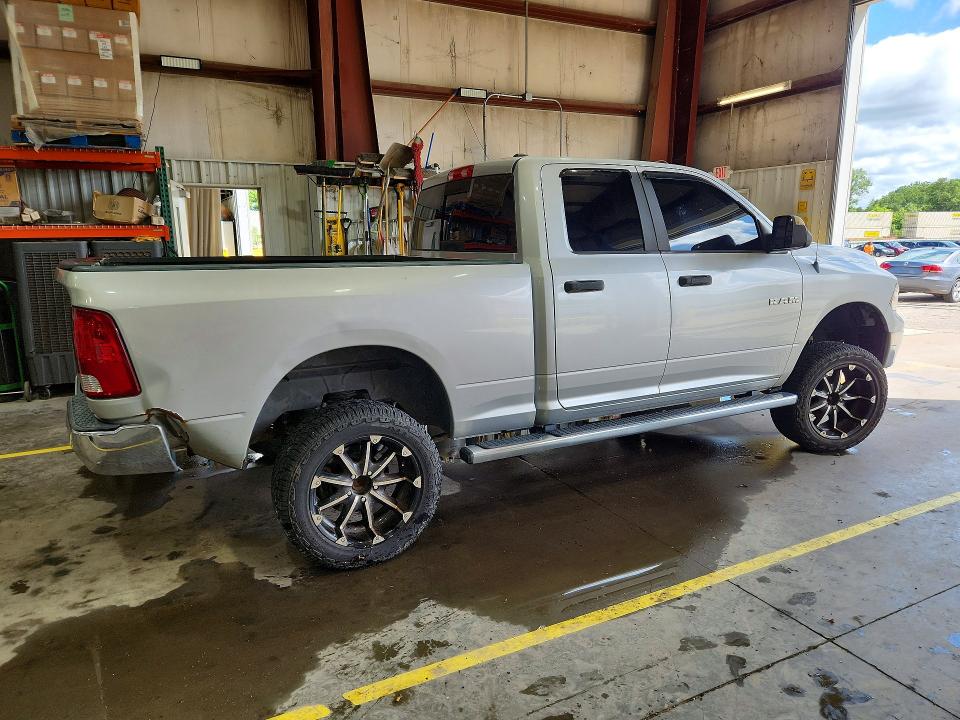 55049536 :رقم المزاد ، 1D3HV18P89S711840 vin ، 2009 Dodge Ram 1500 مزاد بيع
