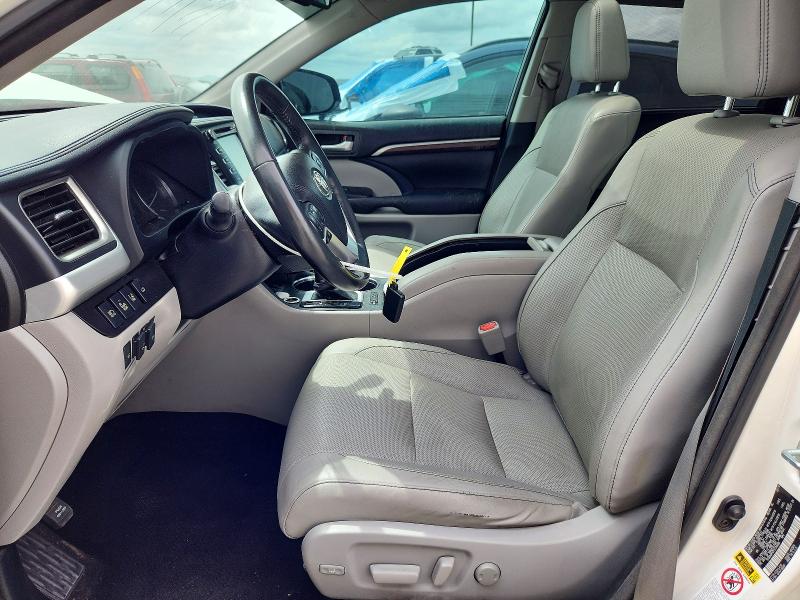 Продажа на аукционе авто 2015 Toyota Highlander, vin: 5TDDKRFH7FS134409, номер лота: 51185306