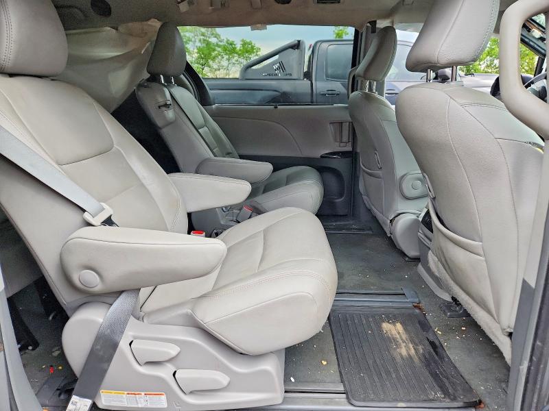Продажа на аукционе авто 2019 Toyota Sienna, vin: 5TDYZ3DC0KS996799, номер лота: 53191316