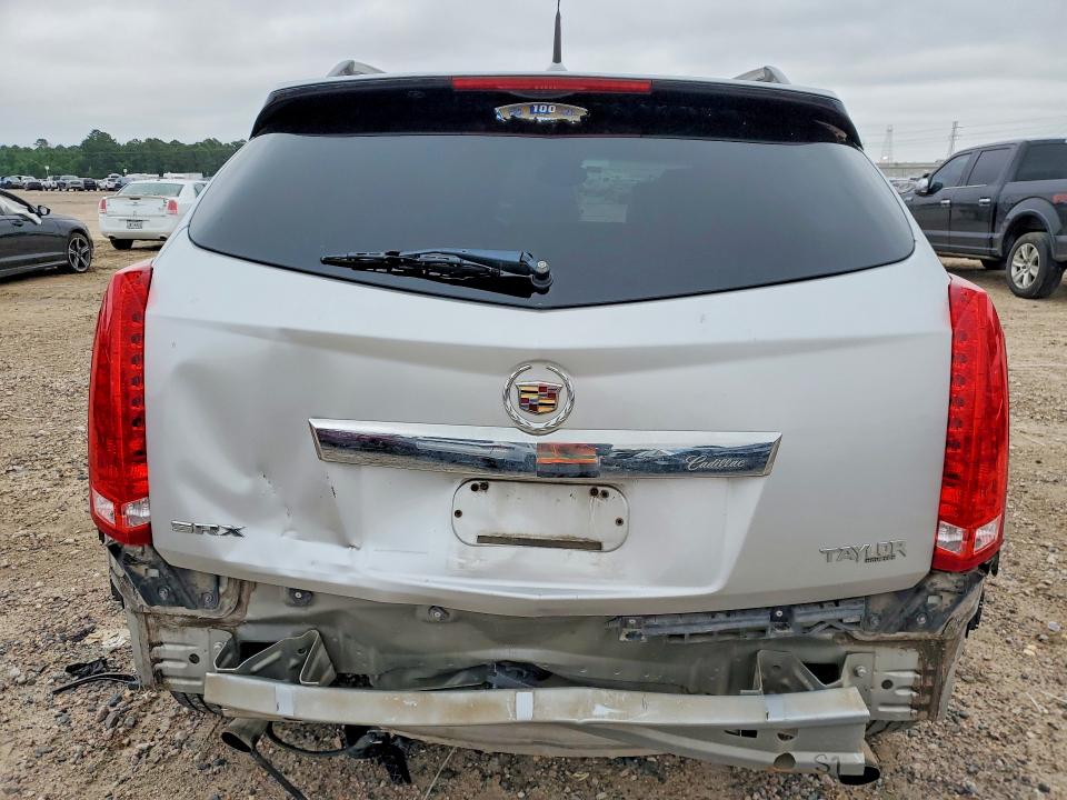 52200566 :رقم المزاد ، 3GYFNAEY2AS505428 vin ، 2010 Cadillac Srx مزاد بيع