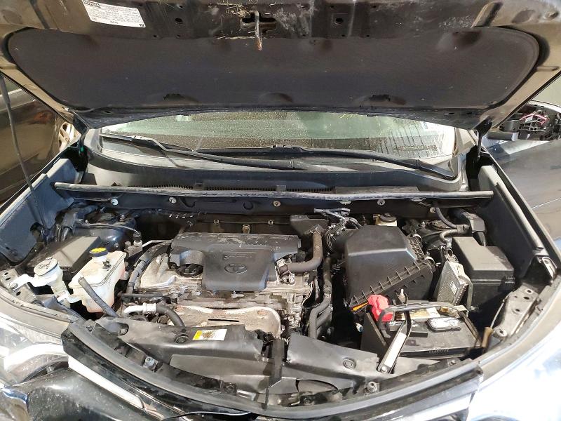 Продаж на аукціоні авто 2018 Toyota Rav4, vin: 2T3BFREV7JW815745, номер лоту: 53920986