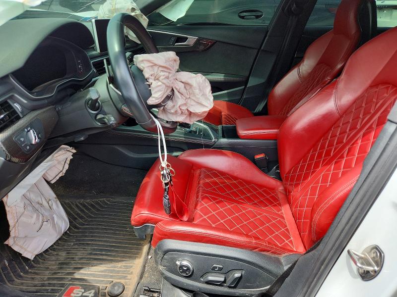 Продажа на аукционе авто 2018 Audi S4, vin: WAUB4AF42JA002869, номер лота: 53950346