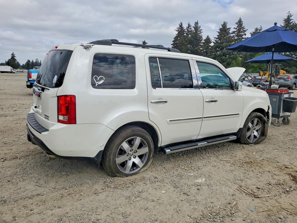 53091336 :رقم المزاد ، 5FNYF4H95EB032513 vin ، 2014 Honda Pilot مزاد بيع
