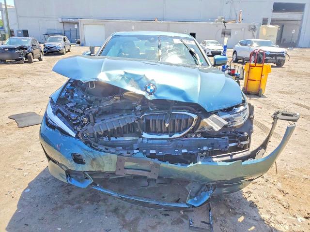 52601796 :رقم المزاد ، 3MW5R7J00M8B97179 vin ، 2021 Bmw 330xi مزاد بيع