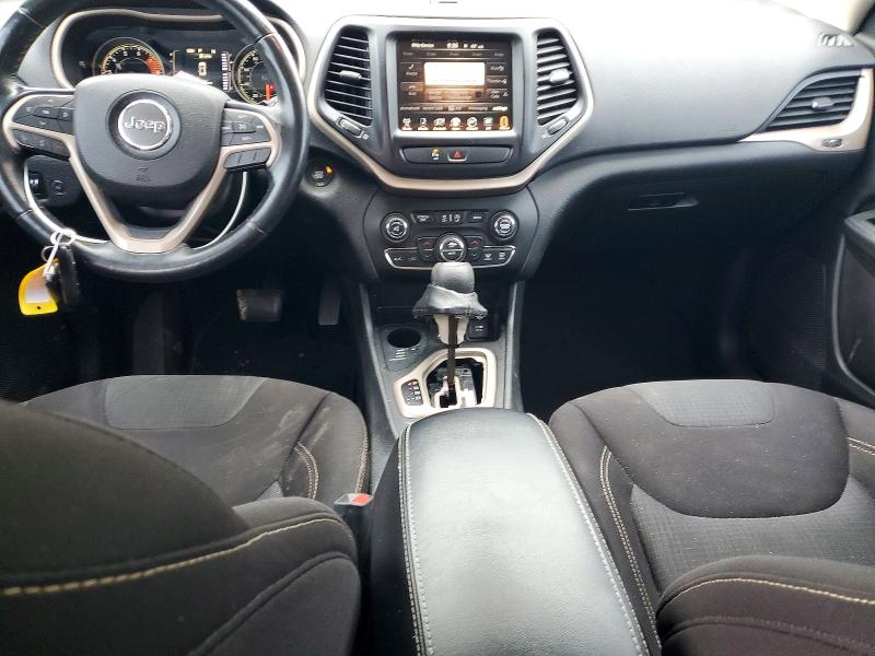 54068246 :رقم المزاد ، 1C4PJMCS8HW545288 vin ، 2017 Jeep Cherokee مزاد بيع