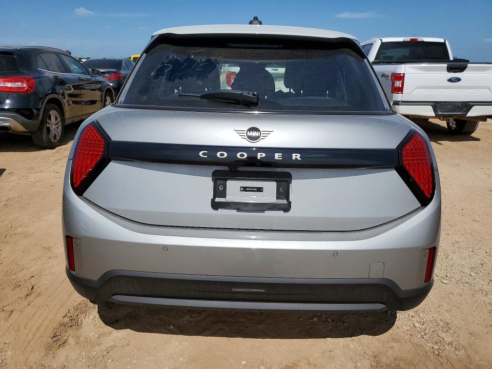 Продажа на аукционе авто 2026 Mini Cooper, vin: WMW43GD01T2Y23201, номер лота: 55084206