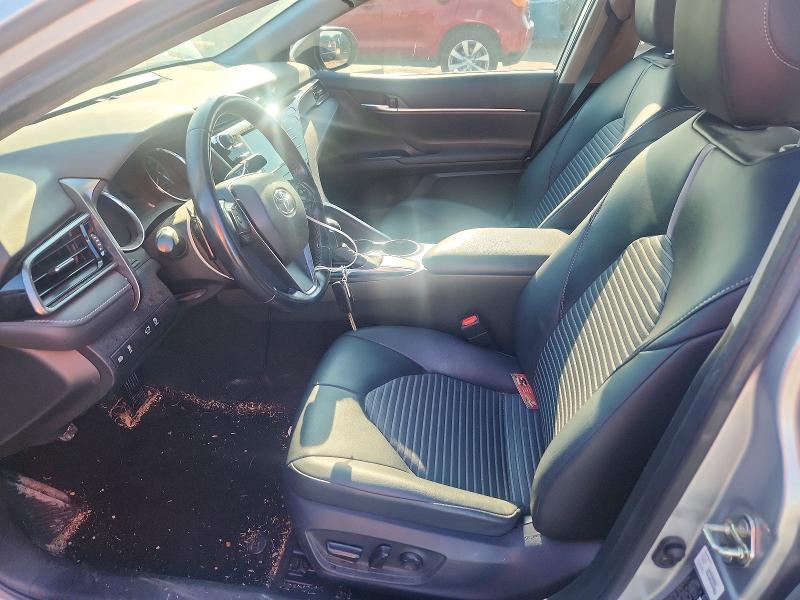 55520616 :رقم المزاد ، 4T1G11AK2LU333536 vin ، 2020 Toyota Camry مزاد بيع