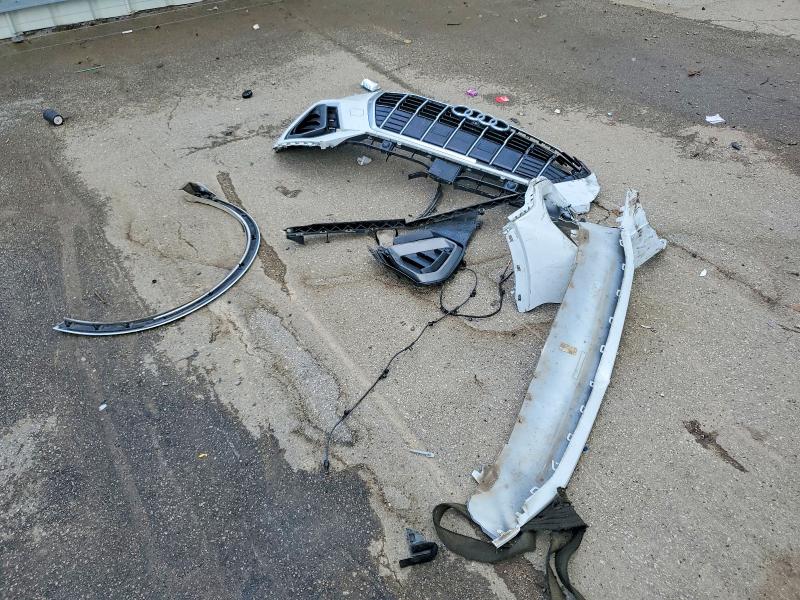 2023 Audi Q3 მანქანა იყიდება აუქციონზე, vin: WA1EECF31P1102688, აუქციონის ნომერი: 54024036
