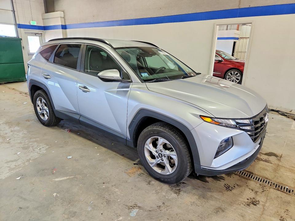 52907816 :رقم المزاد ، 5NMJBCAE4NH129439 vin ، 2022 Hyundai Tucson مزاد بيع