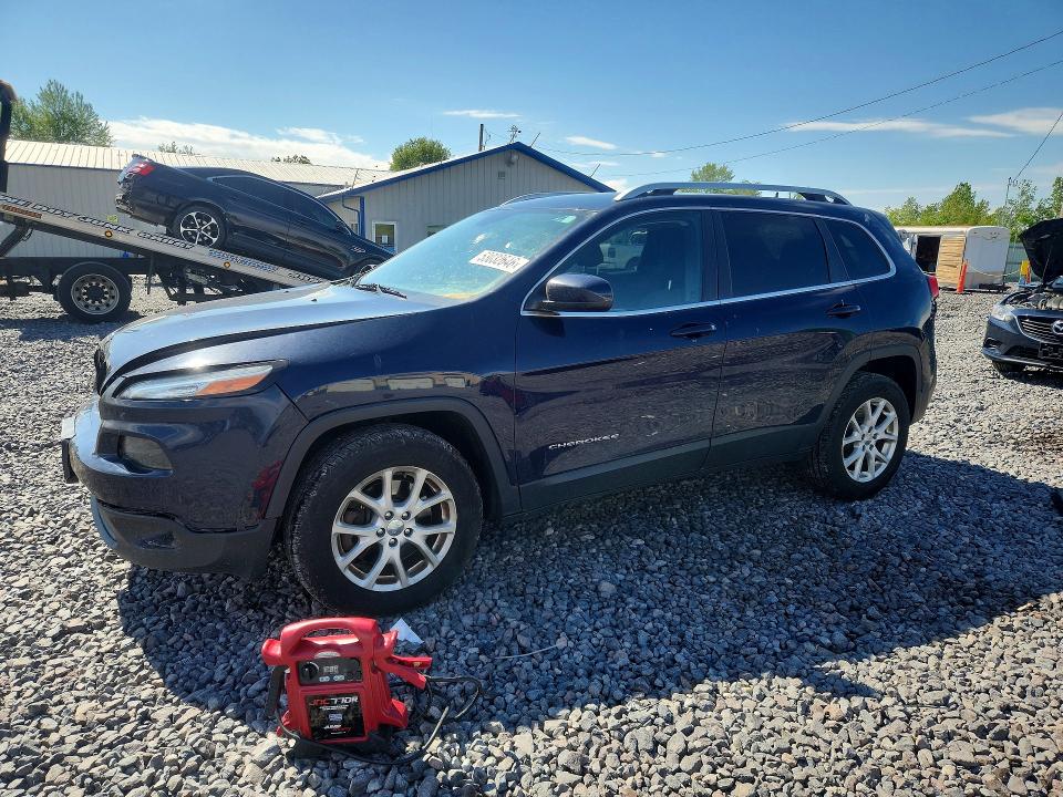 Auction sale of the 2016 Jeep Cherokee, vin: 1C4PJMCS6GW270700, lot number: 53032646