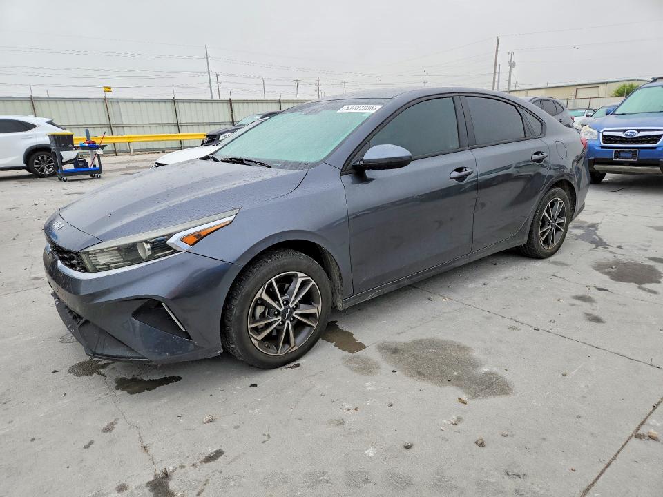 53781986 :رقم المزاد ، 3KPF24AD9PE524777 vin ، 2023 Kia Forte مزاد بيع
