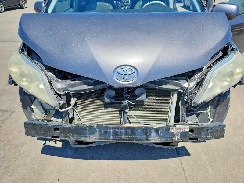 Продаж на аукціоні авто 2011 Toyota Sienna, vin: 5TDYK3DC1BS117623, номер лоту: 55108006