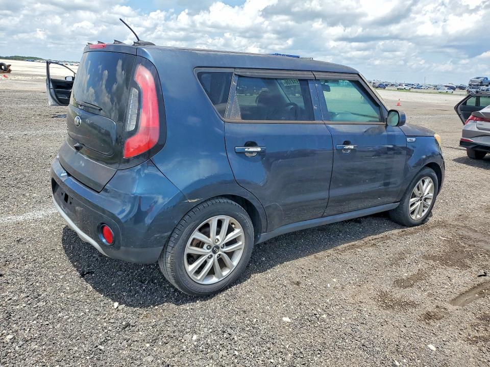 53514106 :رقم المزاد ، KNDJP3A59H7410987 vin ، 2017 Kia Soul مزاد بيع